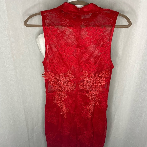Red Lace Mock Neck Mini Dress Size Medium - Picture 3 of 4